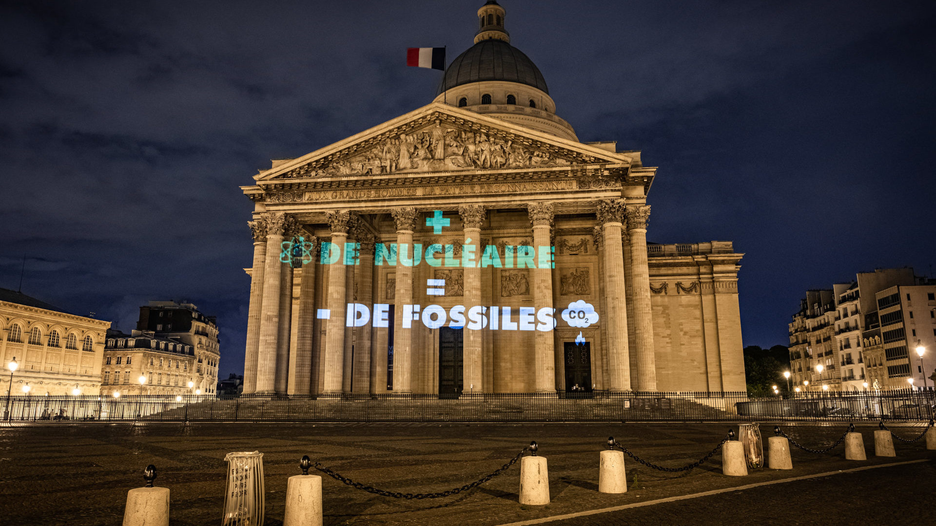 Place du Panthéon – lieu de Fê(ai)tes du Nucléaire Paris 2021 !